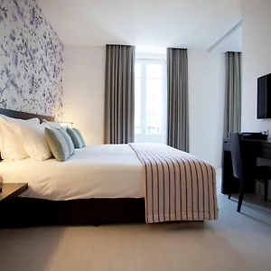 4* Otel Internacional Design