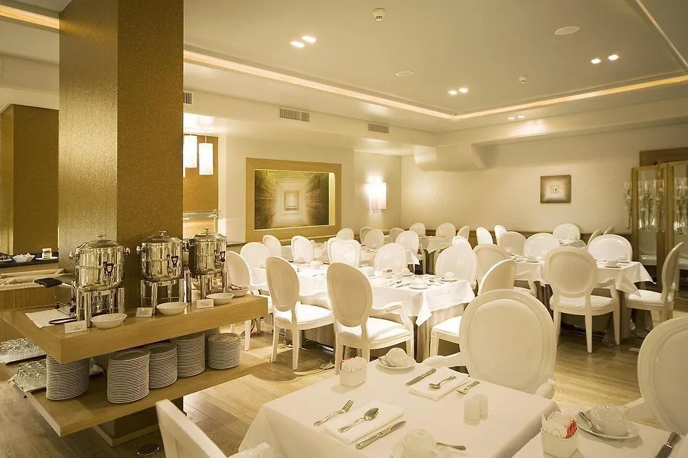 ****  Hotel Real Parque Lisboa Portugal